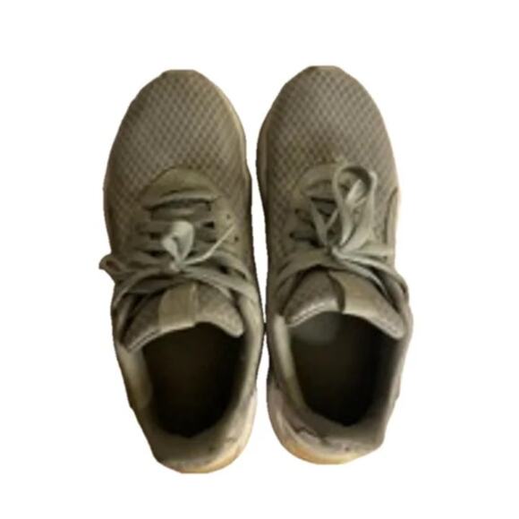 Streetwear FoamGrip Gray Sneakers Puma Size 7 US / 37.5 EU Women’s - Picture 9 of 10